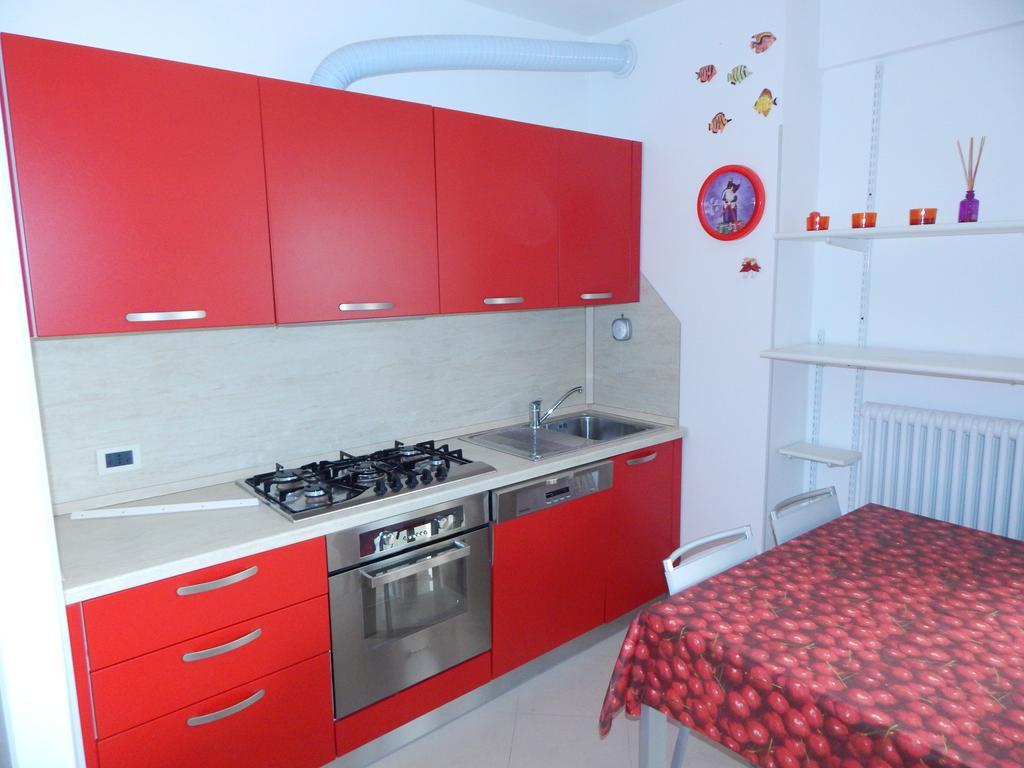 Residence La Perla Finale Ligure Bilik gambar