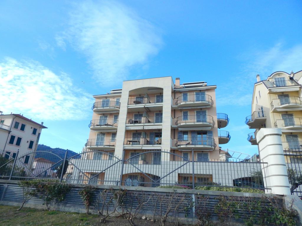 Residence La Perla Finale Ligure Luaran gambar